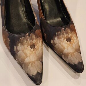 Impo Floral Satin Pointed Toe Heels – Women’s Size 8